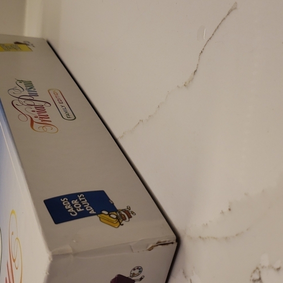 Hasbro Gaming Trivial Pursuit Family Edition Ages 8+ 2 or more players … - Picture 4 of 9